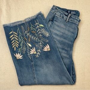 a.n.a. Women’s 12 Blue Hand-Embroidered Floral Distressed Wide Leg Crop Jeans
